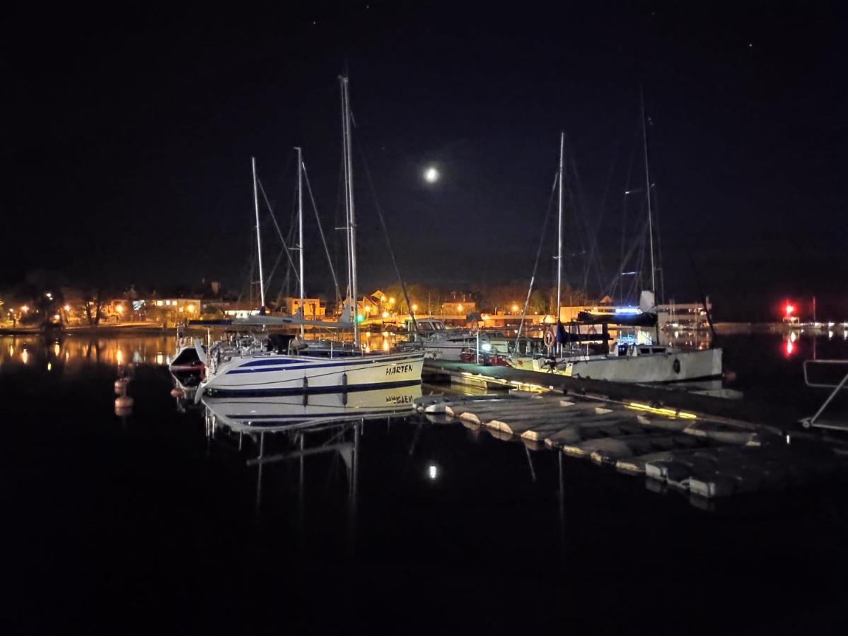 River View - Widok Na Wode, Parking W Hali, Winda, 3Pok I 5 Lozek, Klima, Netflix I Max, Centrum Iława Exterior foto